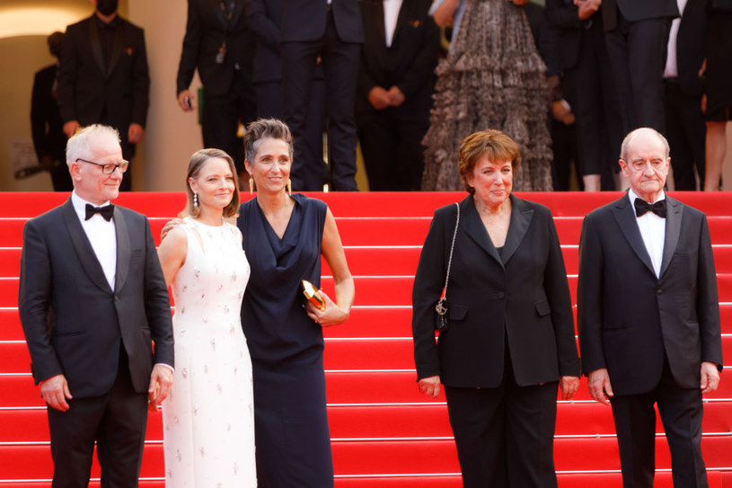 Thierry Fremaux, Jodie Foster, Alexandra Hedison, Roselyne Bachelot i Pierre Lescure /Getty Images