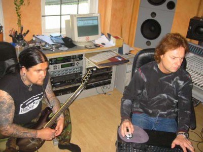 Thomas Backelin (Lord Belial) i Andy LaRocque w studiu /Oficjalna strona zespołu