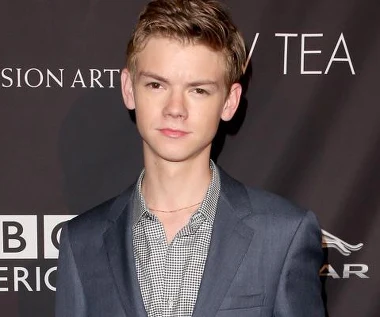 Thomas Brodie-Sangster: Portret aktora w wieku młodzieńczym