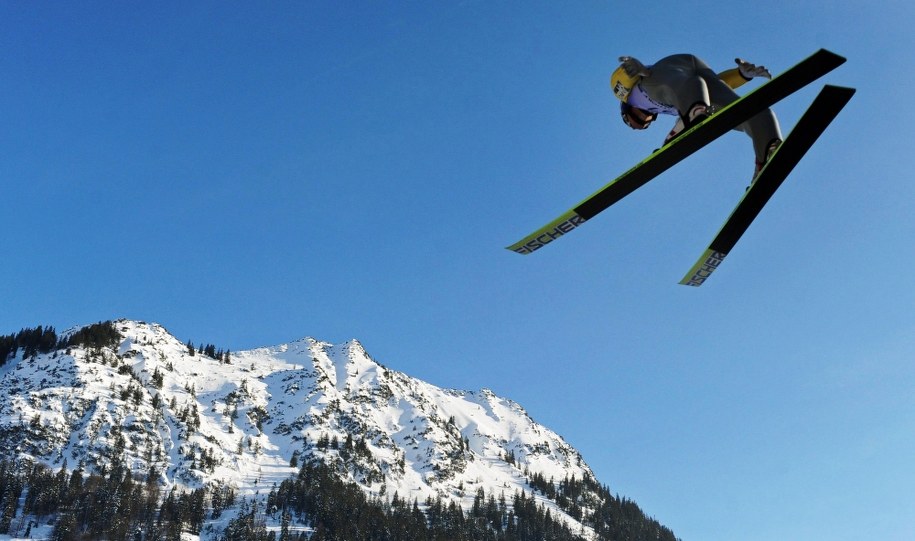 Thomas Morgenstern w locie /Andreas Gebert /PAP/EPA