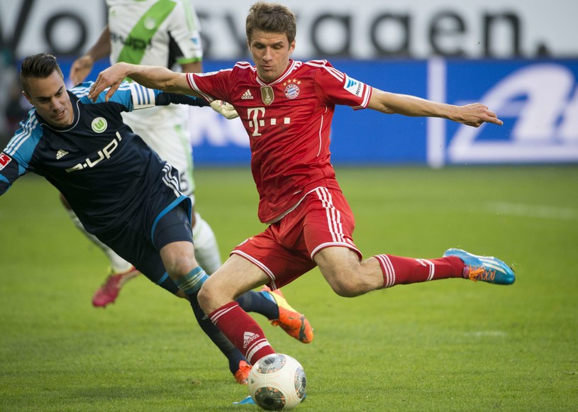 Thomas Mueller strzelił dwa gole dla Bayernu w meczu z VfL Wolfsburg /AFP
