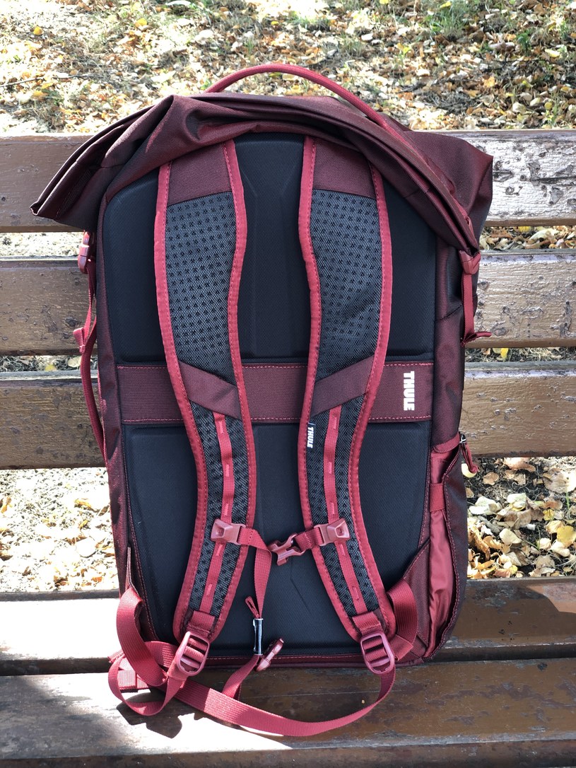 Thule Subterra Travel Backpack 34L /INTERIA.PL