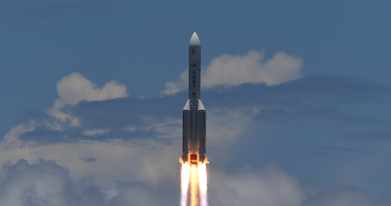 Tianwen-1 z powodzeniem weszła na orbitę Marsa /AFP