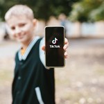 TikTok pozwany! Chodzi o bezpieczeństwo dzieci i wrażliwych danych