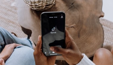 TikTok w amerykańskich rękach. Trump podpisuje dekret kończący "sagę"