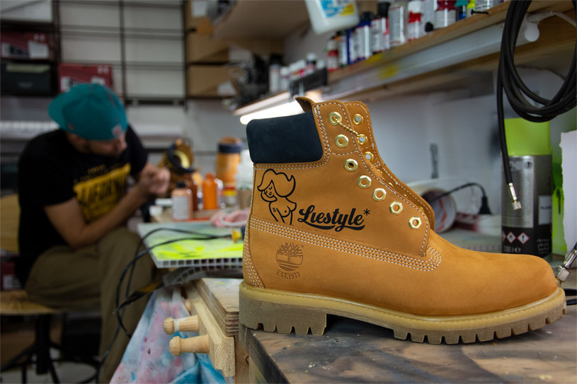 Timberland jako pierwsza marka wykorzysta pionierską aplikację do customizacji obuwia /materiały prasowe