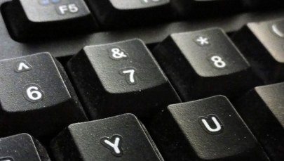 "Times": Rosyjskie trolle wspierają przeciwników szczepionek