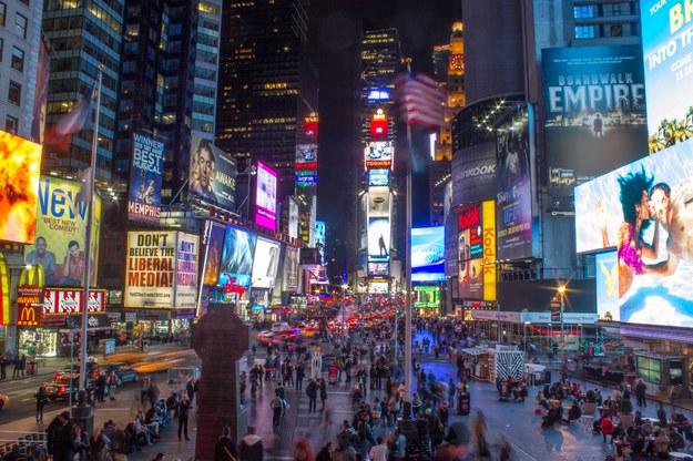 Times Square w Nowym Jorku /Shutterstock