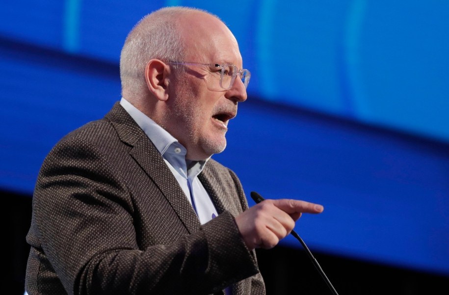 Timmermans: KE nie zmienia kursu w sprawie praworządności /OLIVIER HOSLET /PAP/EPA