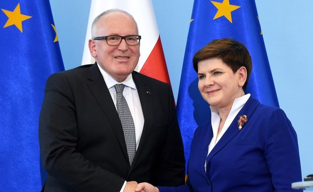 Timmermans obiecał Szydło, że nie podejmie żadnych kroków wobec Polski. Czy dotrzyma słowa?