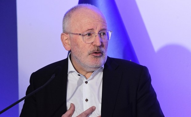 Timmermans: Ważne, by sędziowie mogli wykonywać pracę bez zahamowań 