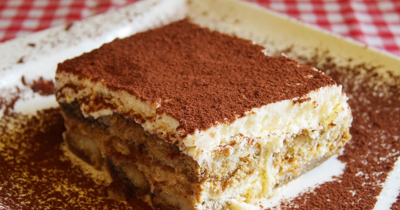 Tiramisù to kawowy deser, który dziś serwuje się na całym świecie /Canva Pro