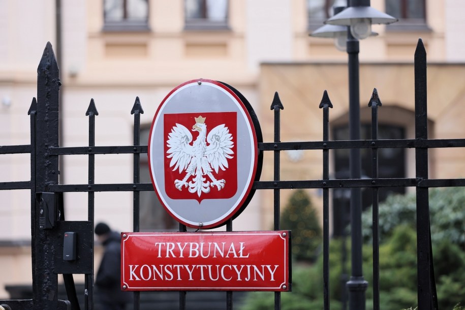 TK: Przepis dot. przechodzących na emerytury w czerwcu w latach 2009-2019 - niekonstytucyjny / 	Leszek Szymański    /PAP