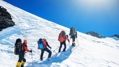 Tłok na dachu świata. Na Mount Everest pobito rekord