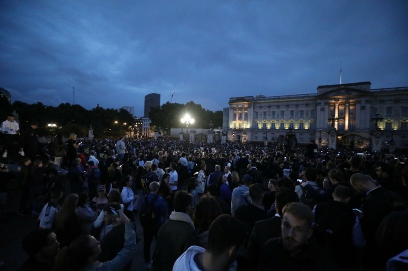 Tłumy przed Pałacem Buckingham /Li Ying/Xinhua News/East News /East News