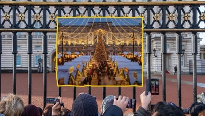 Tłumy turystów przed zamkniętymi bramami Pałacu Buckingham. Wszystko przez fałszywe zdjęcia 