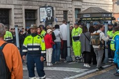 Tłumy w Watykanie. Pogrzeb papieża Franciszka w obiektywie dziennikarzy RMF FM