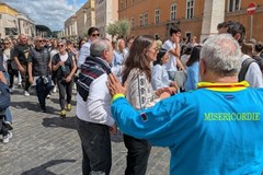 Tłumy w Watykanie