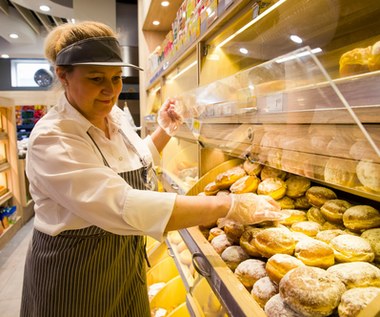 Tłusty czwartek. Promocje na pączki w supermarketach