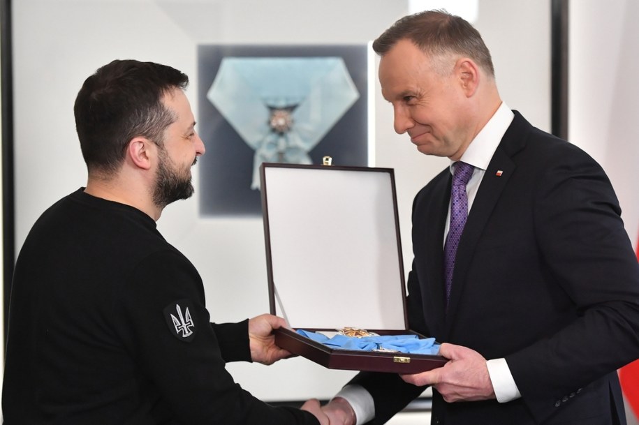 To Andrzej Duda w 2023 r. odznaczył Wołodymyra Zełenskiego Orderem Orła Białego /Radek Pietruszka /PAP