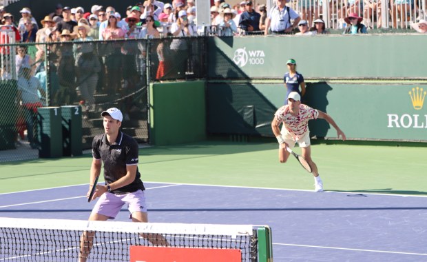 To będzie tenisowa noc dla polskich kibiców