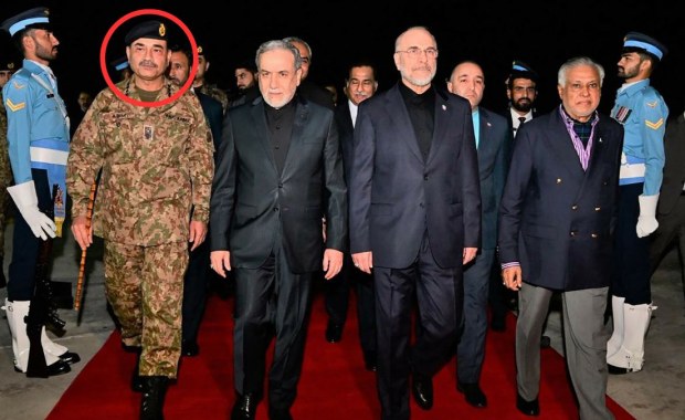 To być może kluczowa postać w konflikcie Iran-USA. "Nieformalny łącznik"