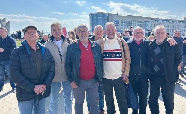 "To był wspaniały rejs". 50 lat żeglarskiej historii: "Dar Młodzieży" wyruszył śladami "Daru Pomorza"