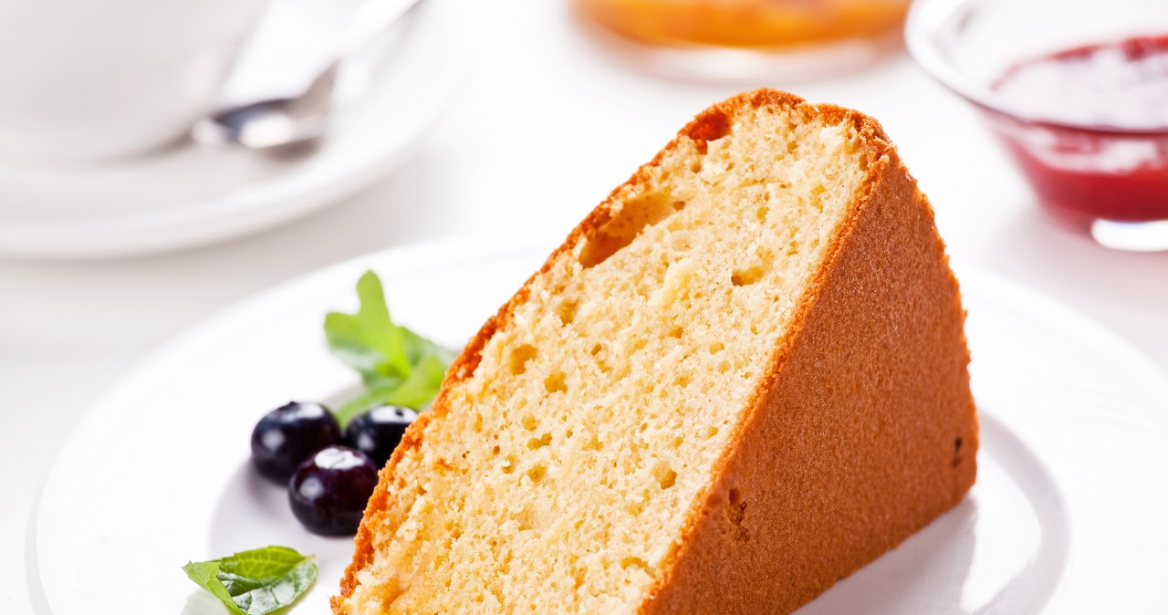 To ciasto jest delikatne i puszyste - jak je zrobić? /Pixel