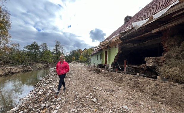 To dla nich najtrudniejsza decyzja w życiu. "Kolejnej powodzi nie przeżyję"