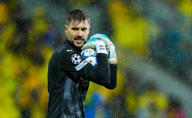 To ich najlepszy bramkarz. FIFA nie chce dopuścić go do mundialu