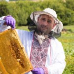 To imię nosi 4 Polaków. Pięknie brzmi, jest dostojne i oznacza pszczelarza