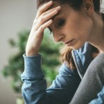 To jeden z najgorszych niedoborów. Słabną kości, spowalnia metabolizm, spada jakość snu 