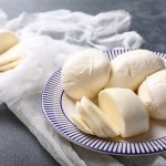 To jeden z najlepszych serów przy cukrzycy. Ma mało kalorii i pomaga utrzymać stabilny poziom cukru