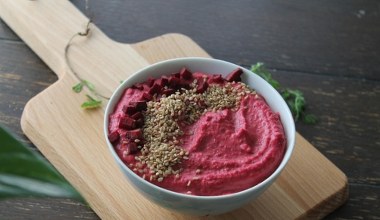 To jeden z najzdrowszych dodatków na Wielkanocnym stole. Zajadaj się pyszną ćwikłą z chrzanem