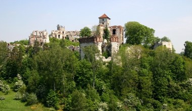 To jedne z najpiękniejszych ruin zamku w Polsce. Rzut beretem od Krakowa