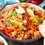 To jedno z najsmaczniejszych dań kuchni meksykańskiej. Na imprezę zrób fajitas