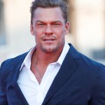 Alan Ritchson "To jego świat, my tylko w nim żyjemy". Gwiazdor negocjuje rolę życia w DC