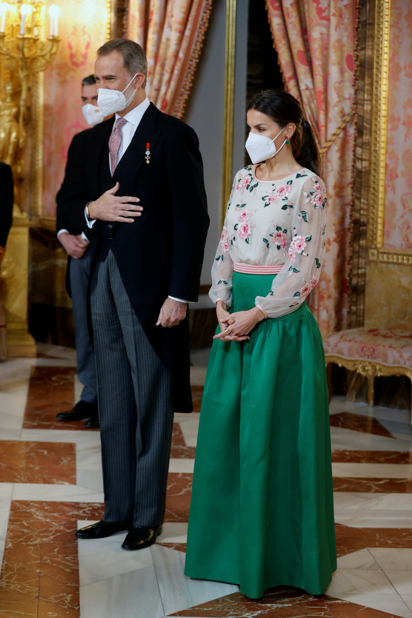 To już kolejny raz, gdy Letizia skorzystała z bogatej garderoby swojej teściowej /East News