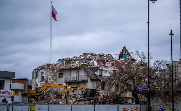 To koniec najsłynniejszej warszawskiej samowolki. "Czarny Kot" zniknie