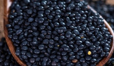 To mało znana odmiana popularnego warzywa. Chroni przed miażdżycą, poprawia trawienie i dba o cukier