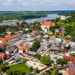To miasteczko wygląda jak z bajki. Leży tylko 2 godziny od Warszawy  