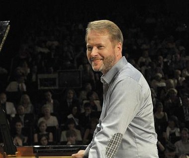 - To między innymi egoizm - tłumaczył z kolei reżyser filmu, Piotr Trzaskalski.