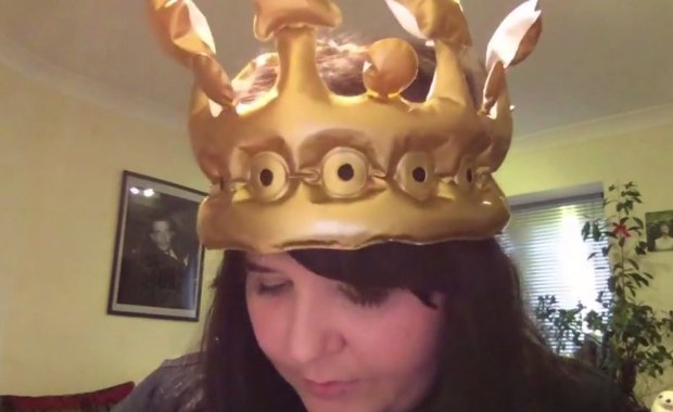 „To mój pierwszy wywiad na poważnie”. Rozmowa z Janiną, królową live’ów na Facebooku