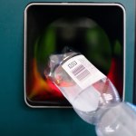 To może uprościć system kaucyjny. Sklepy dostaną butelkomaty za darmo