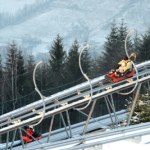 To najlepsze miejsce na sanki w regionie. Koniecznie wybierz się z dziećmi