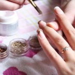 To najlepszy manicure dla krótkich paznokci. Wyglądają elegancko i modnie