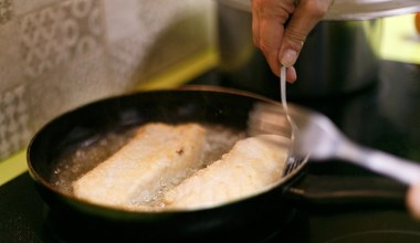 To najlepszy tłuszcz do smażenia ryby. Nie przypala się, mięso jest soczyste i chrupiące