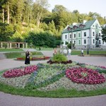To najmniejsze miasto uzdrowiskowe w Polsce. Kuracjusze chwalą wody mineralne 