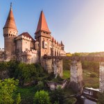 To najpiękniejszy gotycki zamek Transylwanii. Przyciąga jak magnes