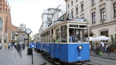 To największa wymiana tramwajów w Polsce. Do Krakowa przyjechały wagony z czterech miast